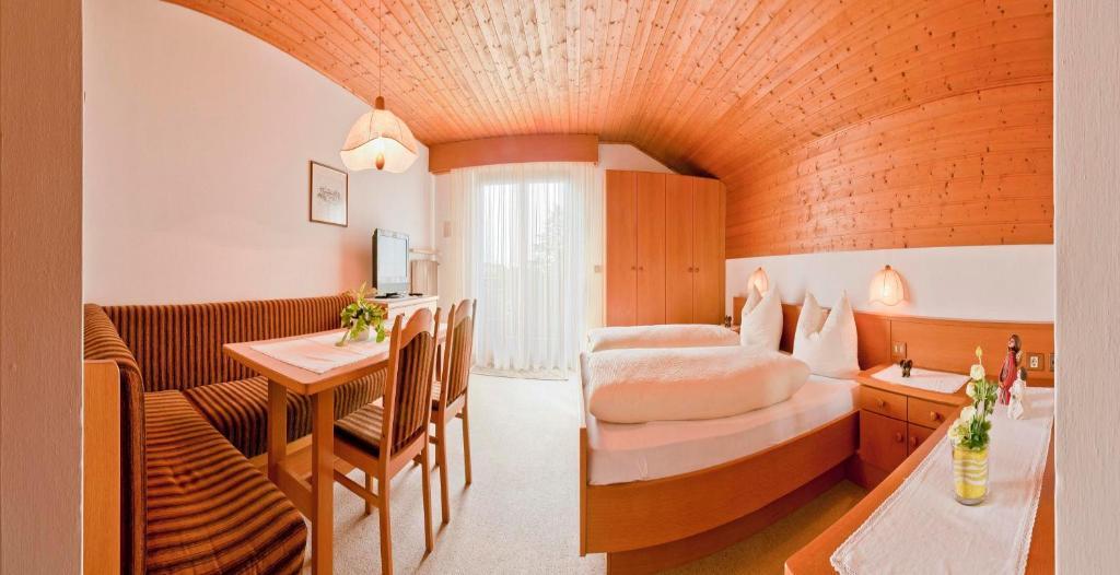 Haus Christl Lana Room photo